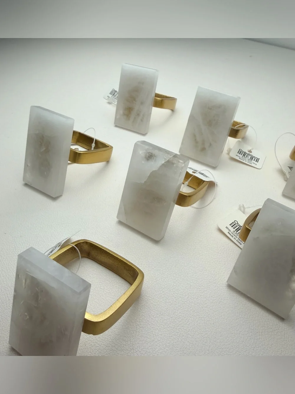 Crate & Barrel White Quartz Marble Gold Napkin Ring s 7pcs set Table Setting
